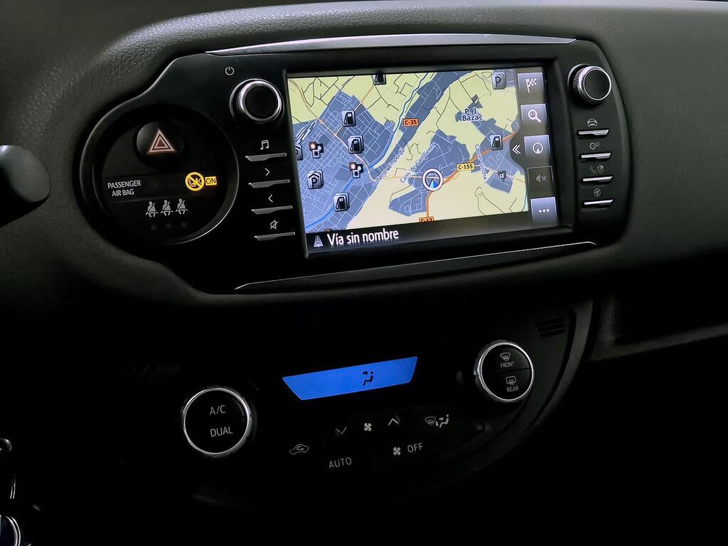 Toyota Yaris 1.5 100H Active 21