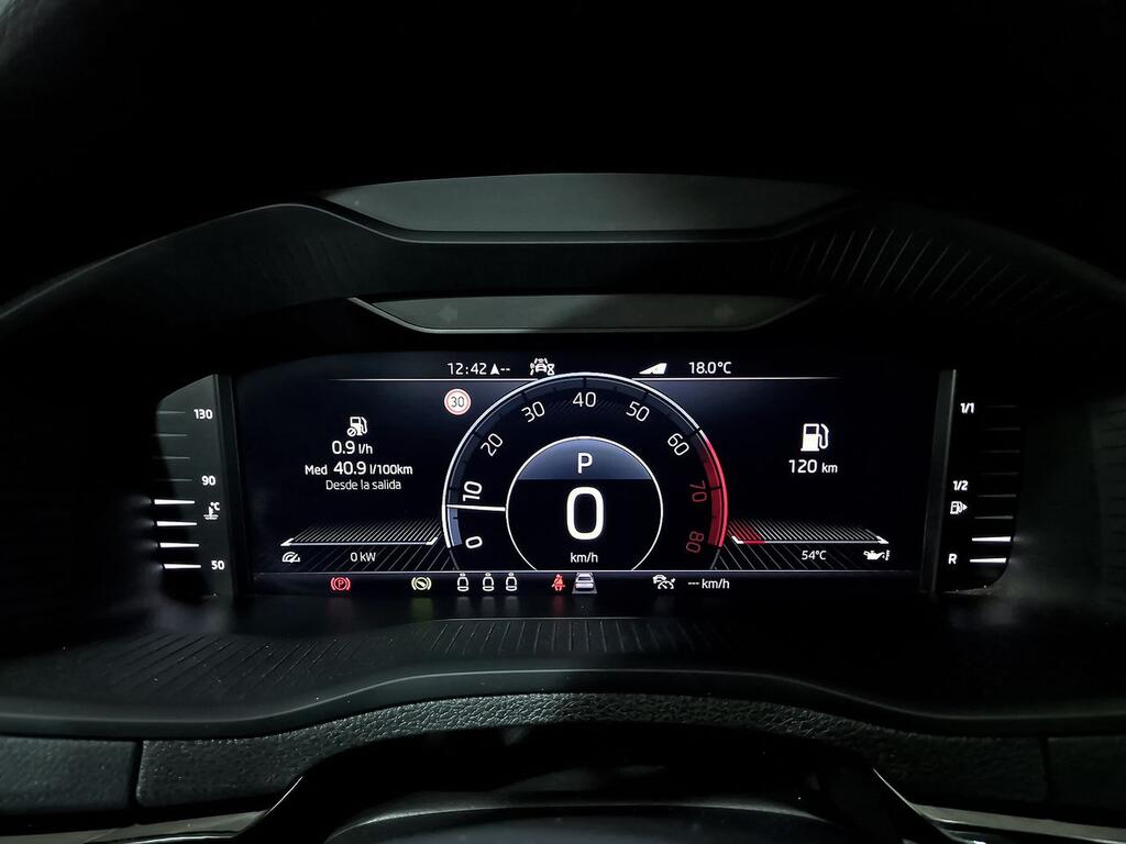 Skoda Karoq 1.5 TSI 110kW (150CV) DSG ACT Style 12