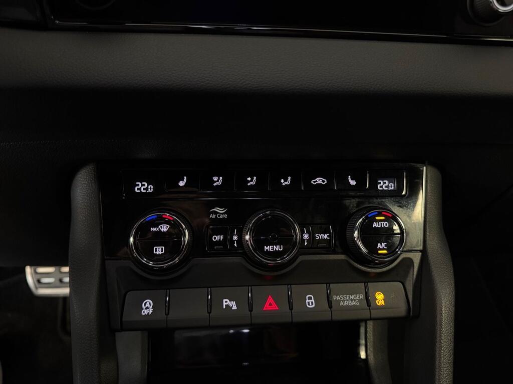 Skoda Karoq 1.5 TSI 110kW (150CV) DSG ACT Sportline 11