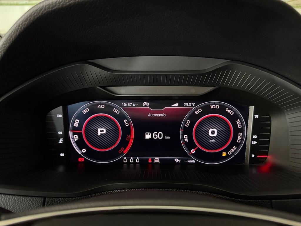 Skoda Karoq 1.5 TSI 110kW (150CV) DSG ACT Sportline 10