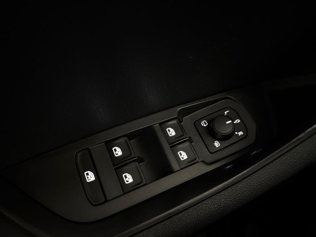 Skoda Karoq 1.5 TSI 110kW (150CV) DSG ACT Sportline 18