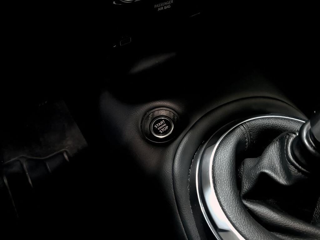 Nissan Juke DIG-T 84 kW (114 CV) 6M/T N-Connecta 26