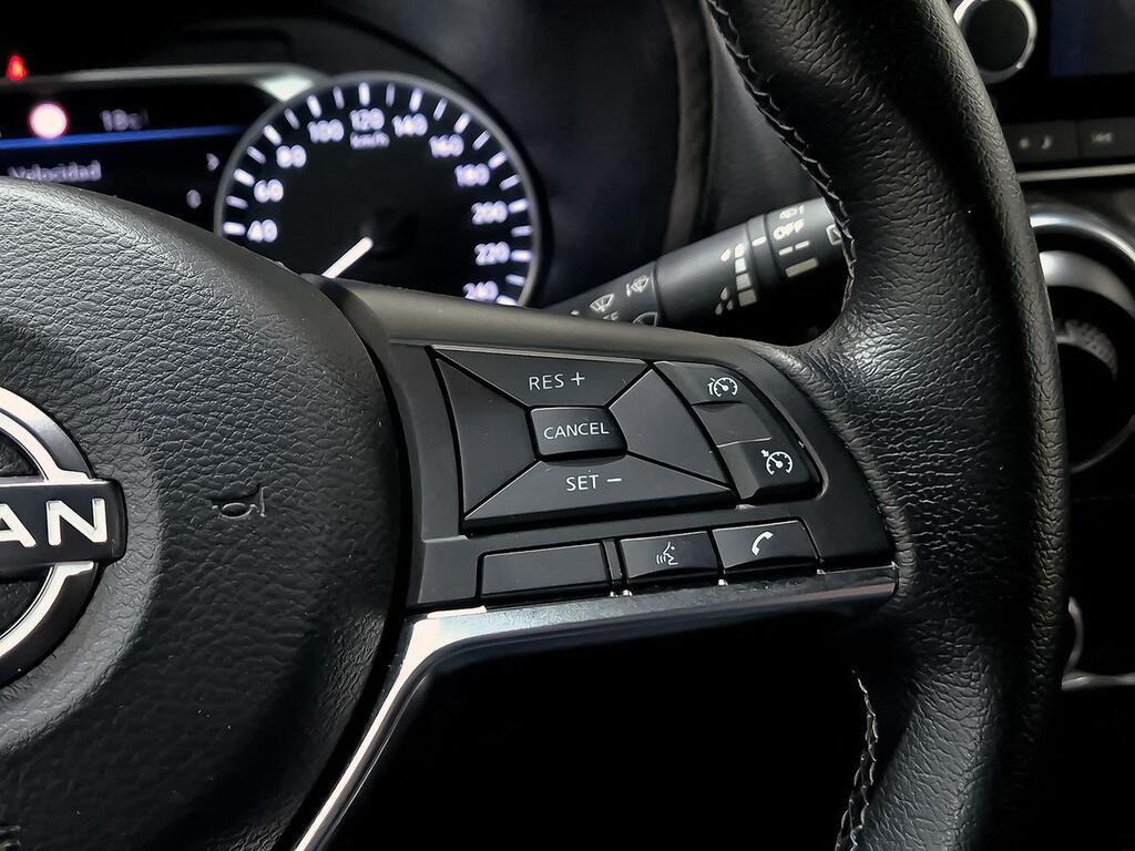 Nissan Juke DIG-T 84 kW (114 CV) 6M/T N-Connecta 17