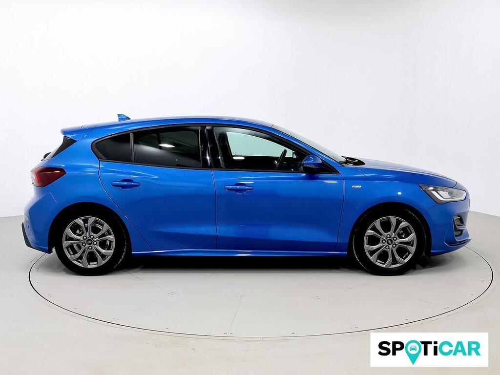 Ford Focus 1.0 Ecoboost MHEV 114kW ST-Line 3