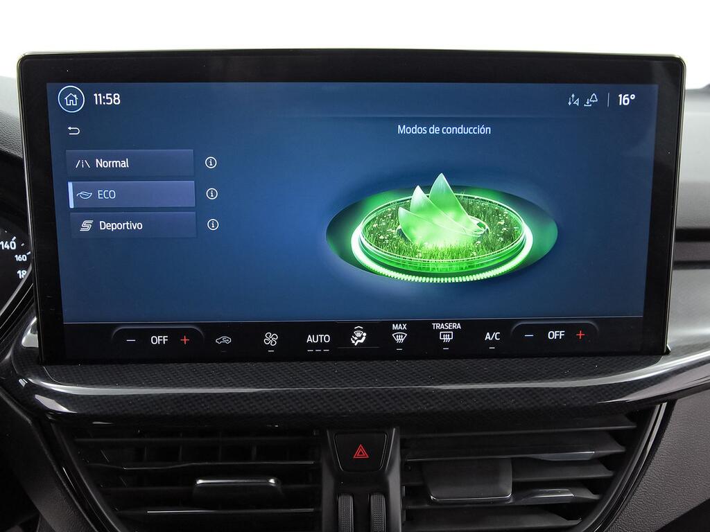 Ford Focus 1.0 Ecoboost MHEV 114kW ST-Line 27