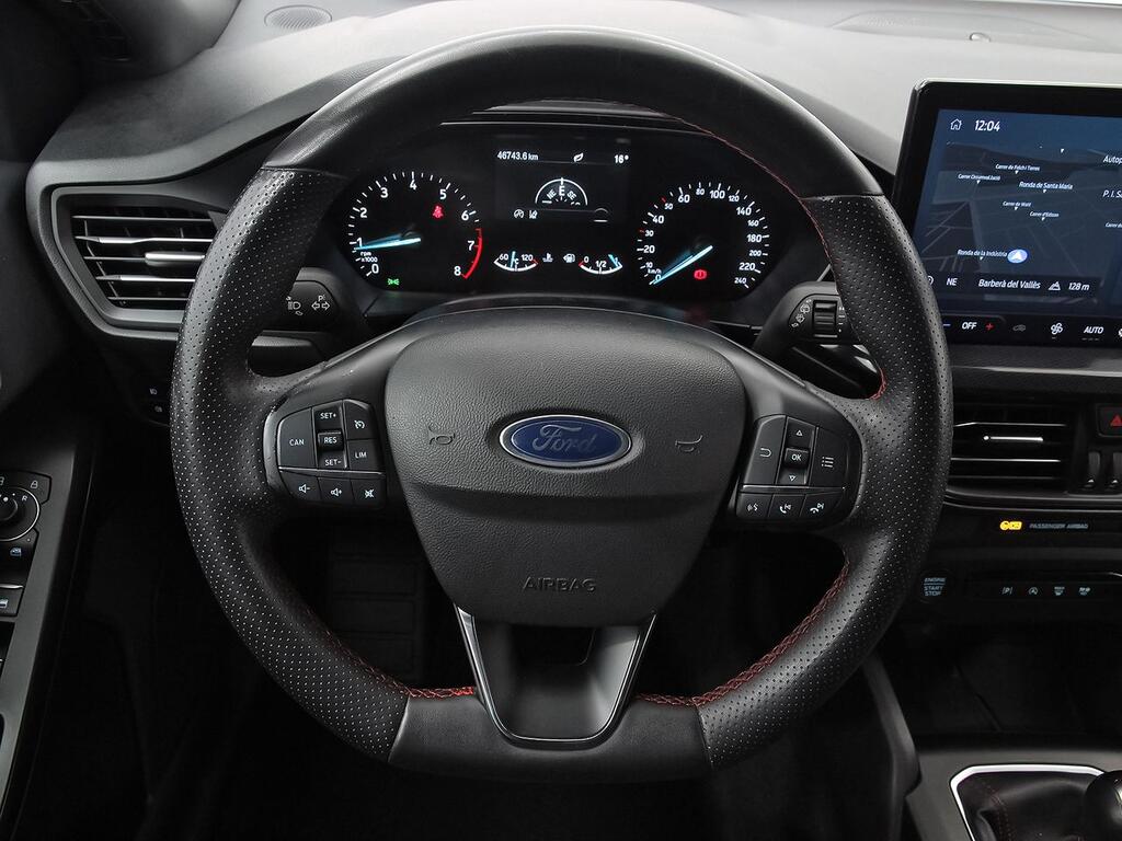 Ford Focus 1.0 Ecoboost MHEV 114kW ST-Line 19