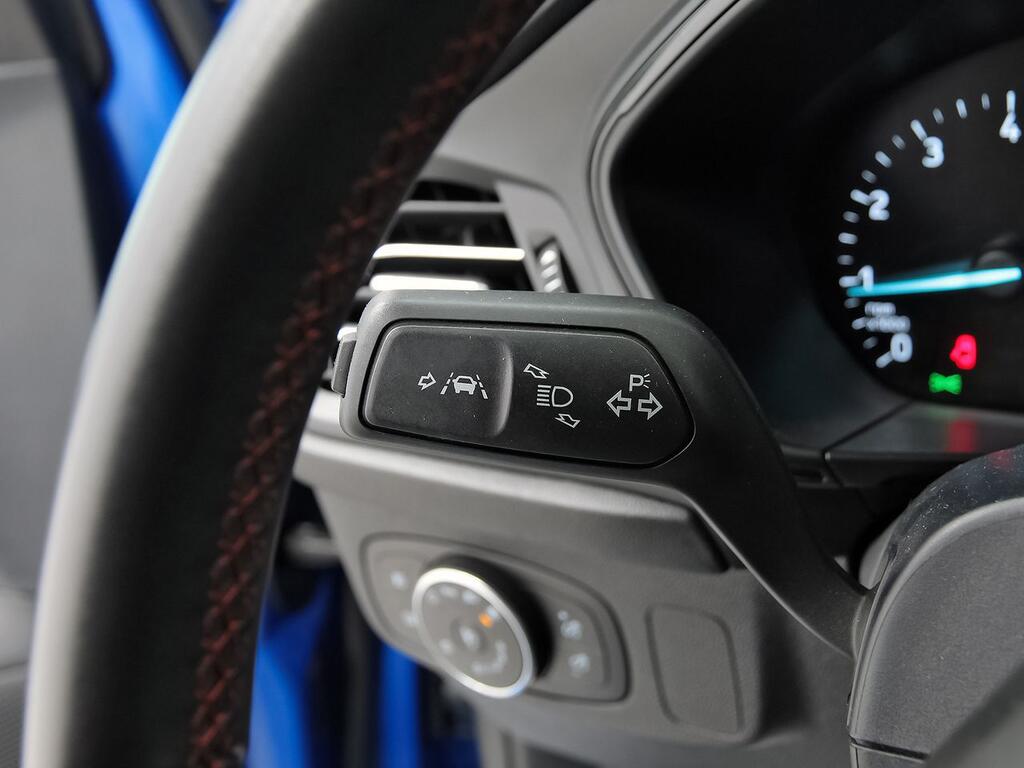 Ford Focus 1.0 Ecoboost MHEV 114kW ST-Line 15