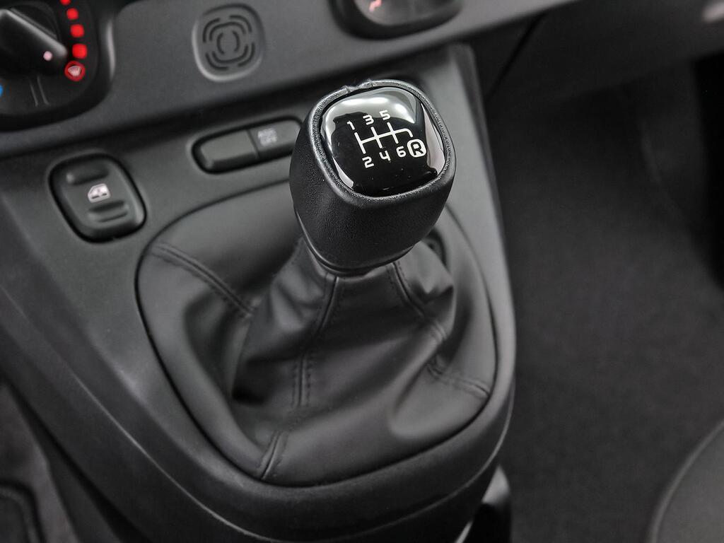 Fiat Panda City Life Hybrid 1.0 Gse 51kw (70CV) 14