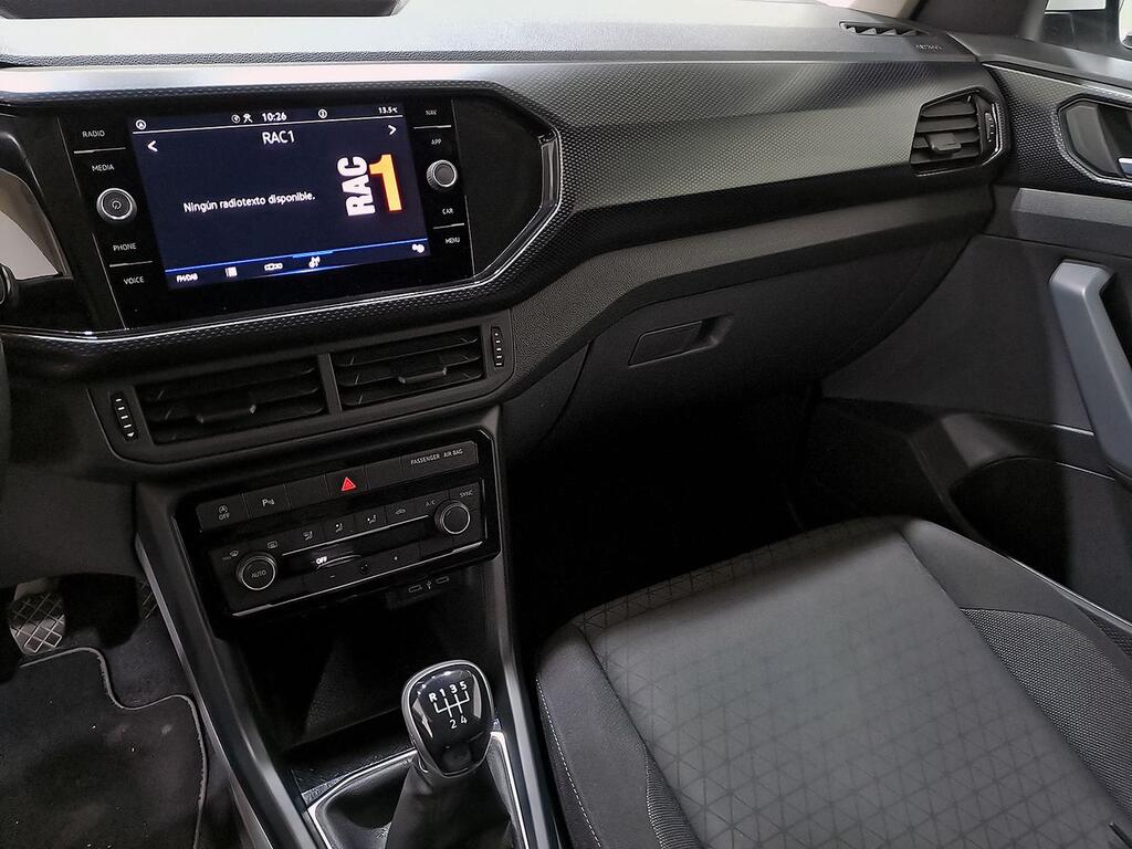 Volkswagen T-Cross Advance 1.0 TSI 70kW (95CV) 8