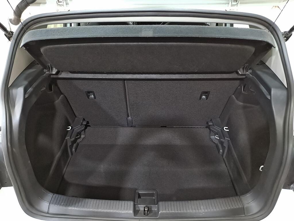 Volkswagen T-Cross Advance 1.0 TSI 70kW (95CV) 6