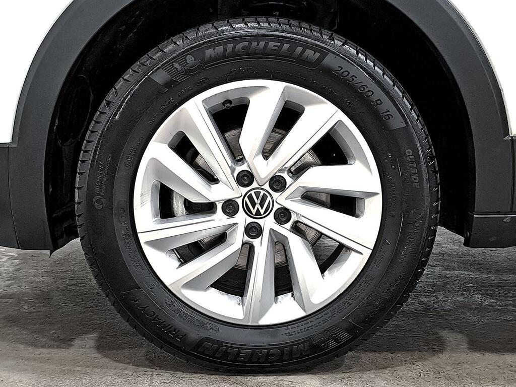 Volkswagen T-Cross Advance 1.0 TSI 70kW (95CV) 7