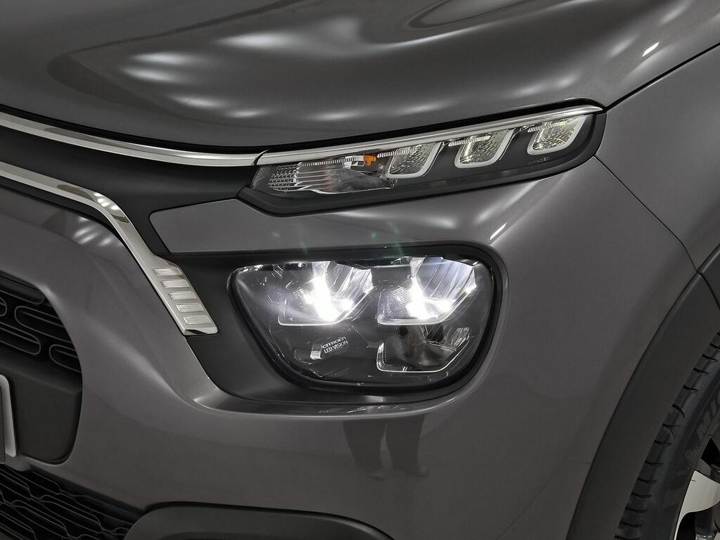 Citroën C3 PureTech 60KW (83CV) Shine 31