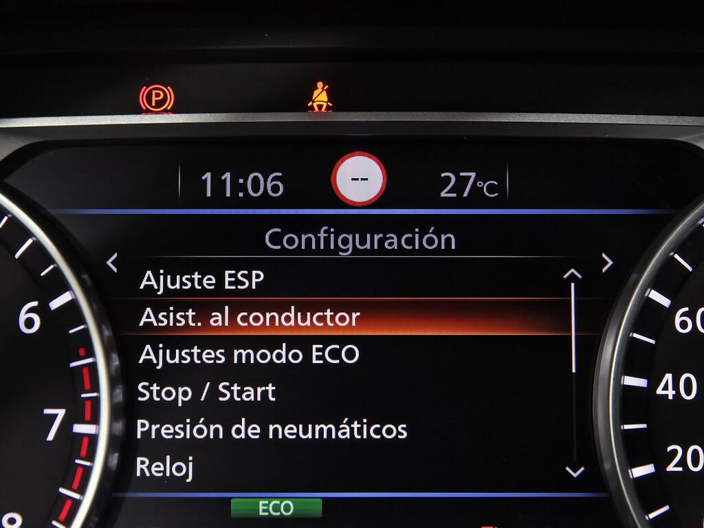 Nissan Juke DIG-T 84 kW (114 CV) 6M/T N-Connecta 26