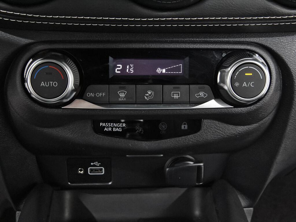 Nissan Juke DIG-T 84 kW (114 CV) 6M/T N-Connecta 27