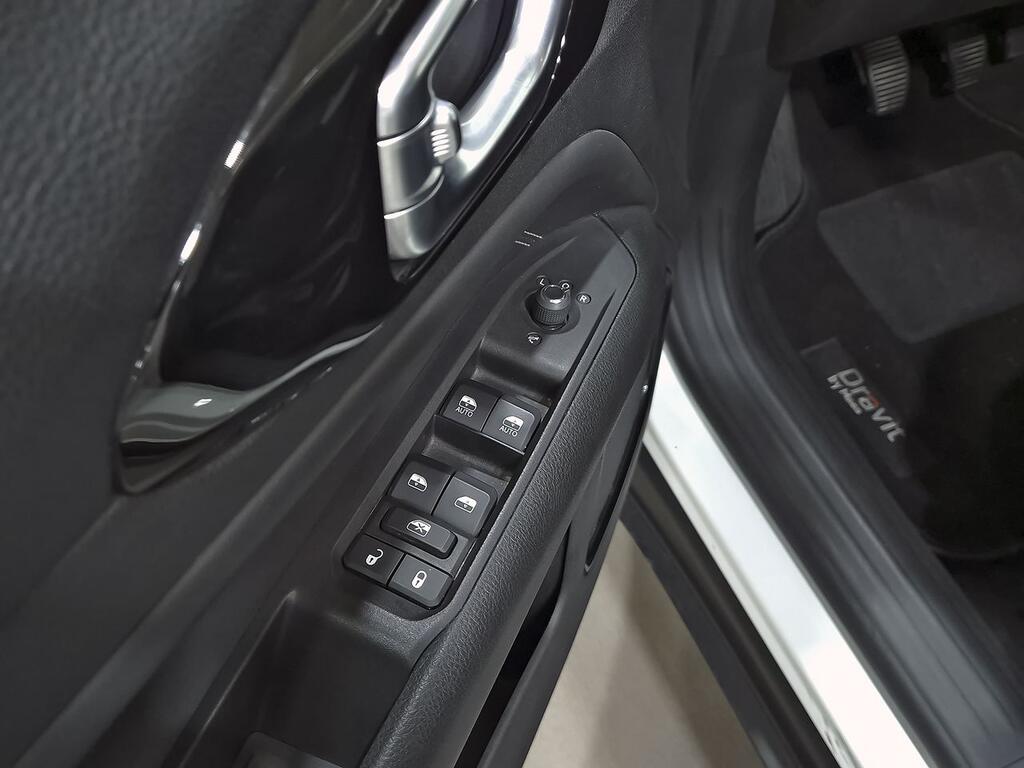 Jeep Compass 1.6 Mjet 96kW (130CV) Limited FWD 11