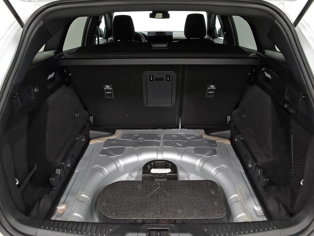 Ford Focus 1.5 Ecoblue 88kW ST-Line X Auto 32