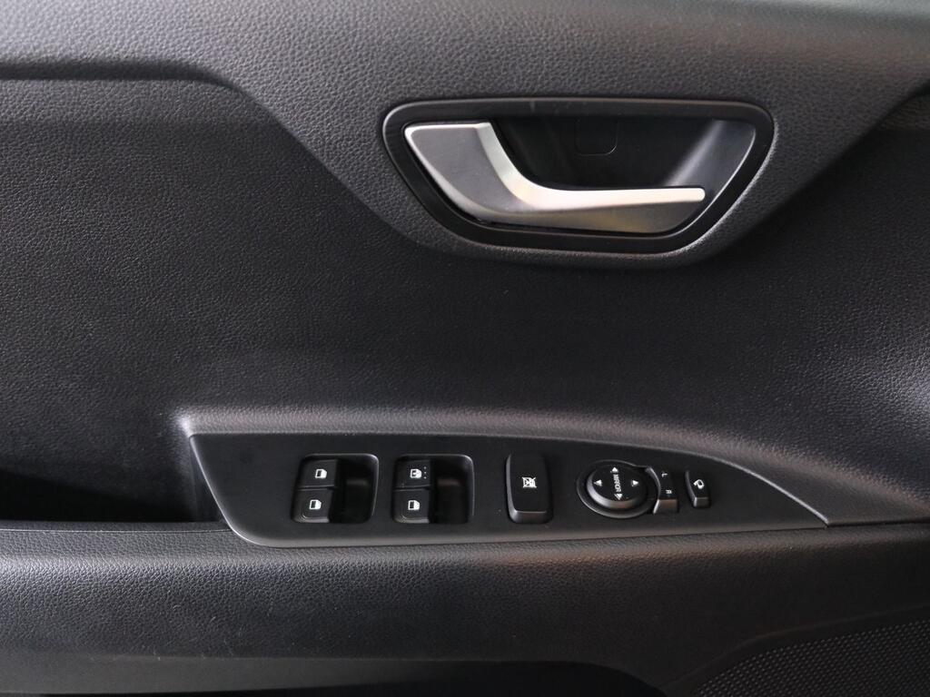 Kia Stonic 1.0 T-GDi 74kW (100CV) MHEV iMT Drive 11