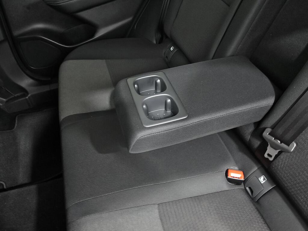 Nissan Qashqai DIG-T 103kW N-Connecta 31