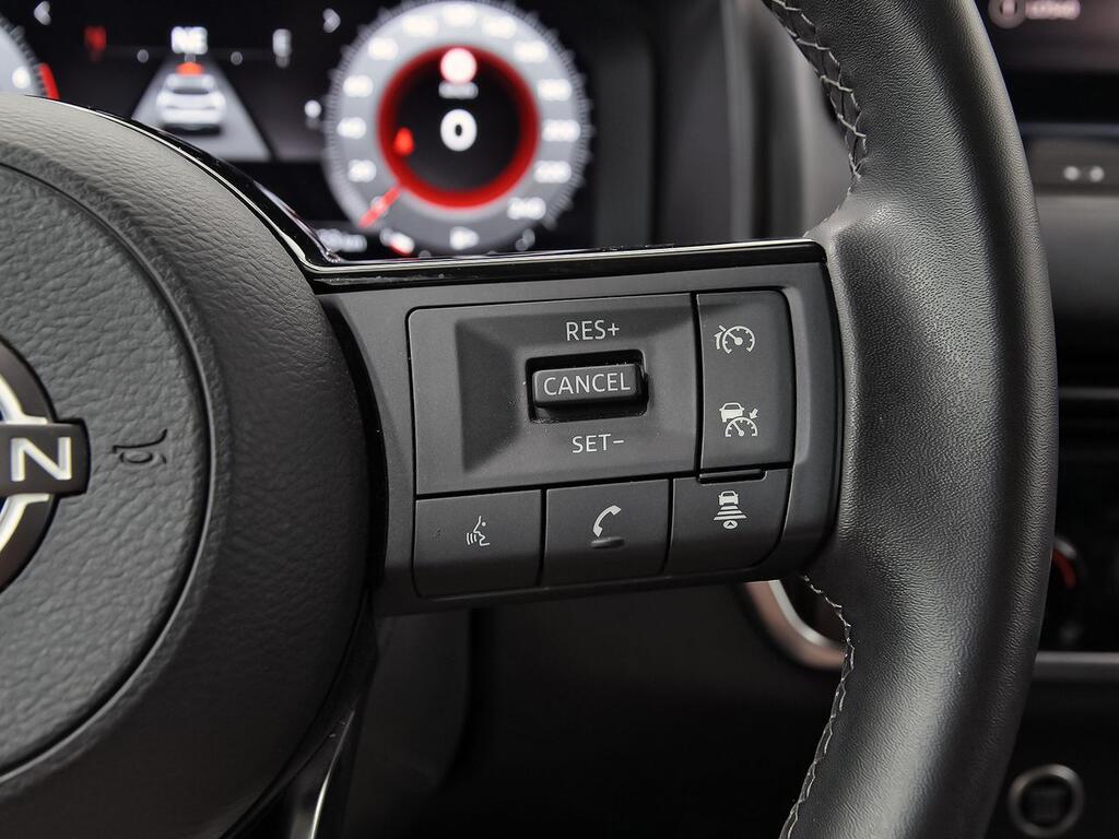 Nissan Qashqai DIG-T 103kW N-Connecta 17