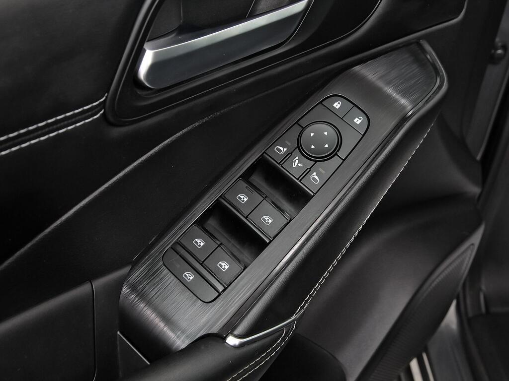 Nissan Qashqai DIG-T 103kW N-Connecta 11
