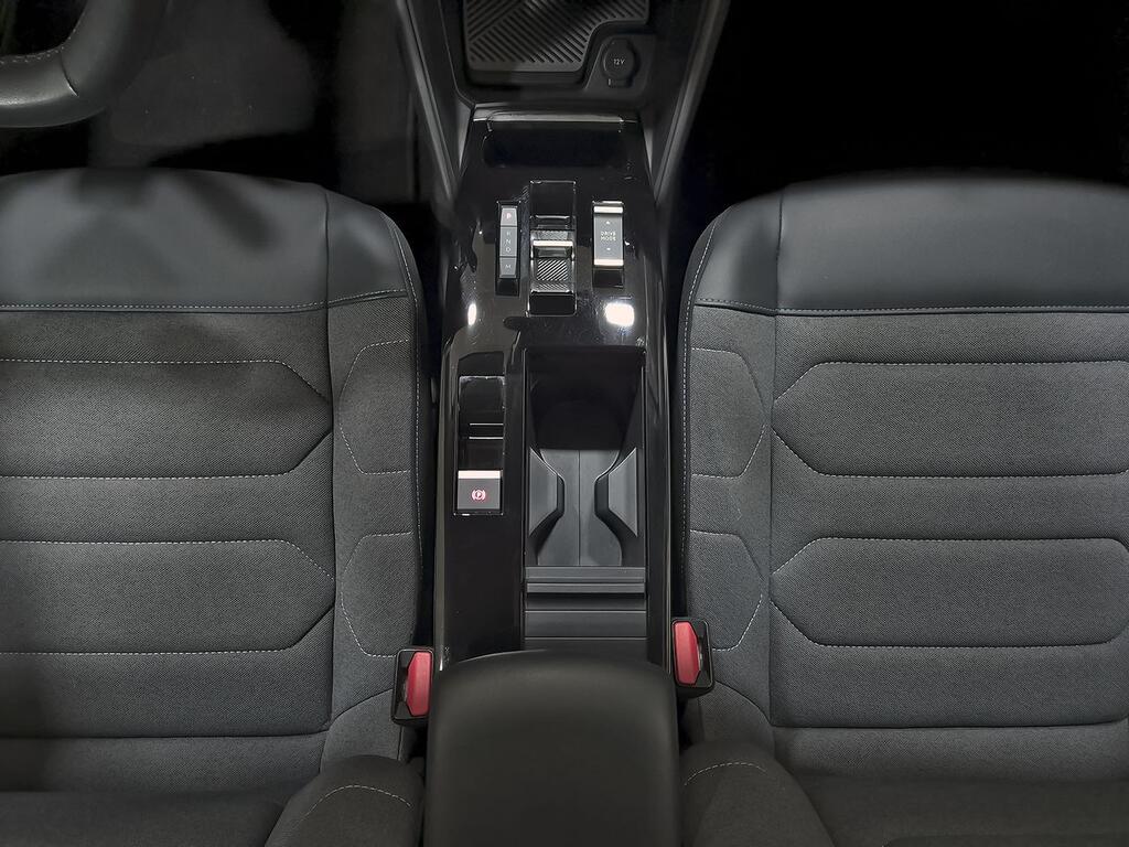 Citroën C4 PureTech 130 S&S EAT8 Feel Pack 27