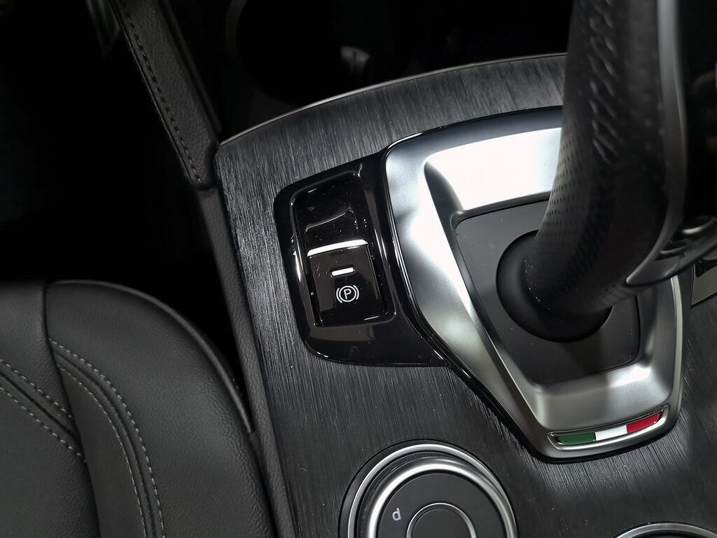 Alfa Romeo Stelvio 2.2 Diesel 118kW (160CV) SPRINT RWD 34