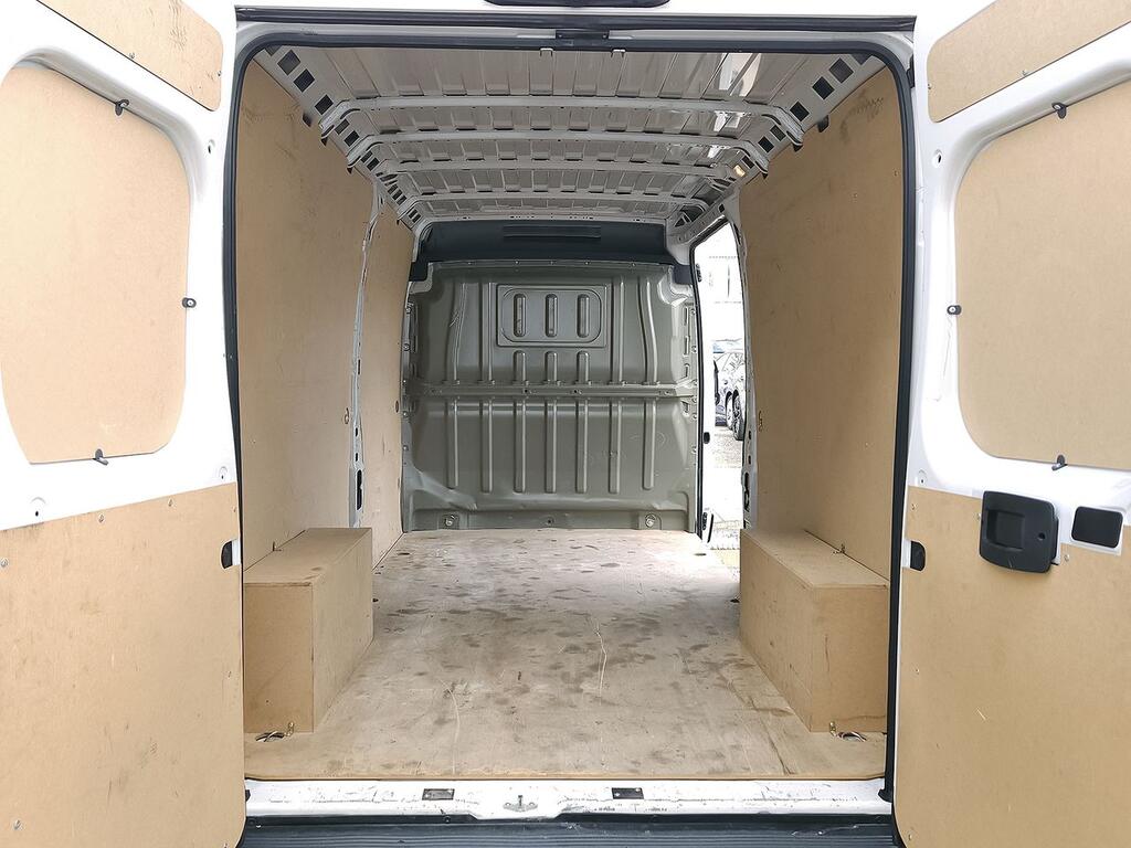 Citroën Jumper FG 2.2 BHDI 140 L3H2 3.5T 4P 11
