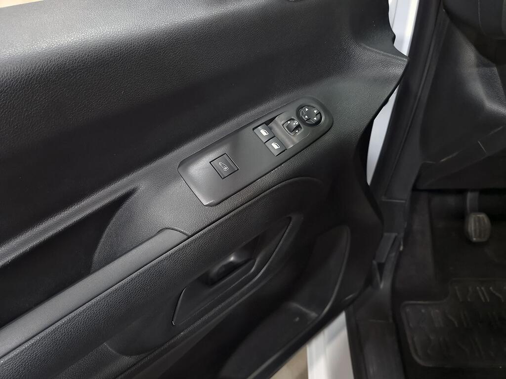 Peugeot Partner FURGON 1.5 BLUEHDI 100 STANDARD 4P 600KG 12