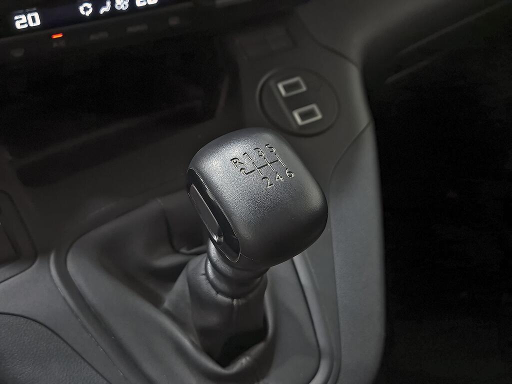 Peugeot Partner FURGON 1.5 BLUEHDI 100 STANDARD 4P 600KG 27