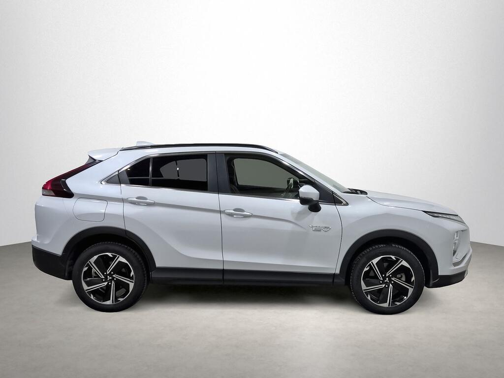 Mitsubishi Eclipse Cross 2.4 PHEV Kaiteki Auto 4WD 3