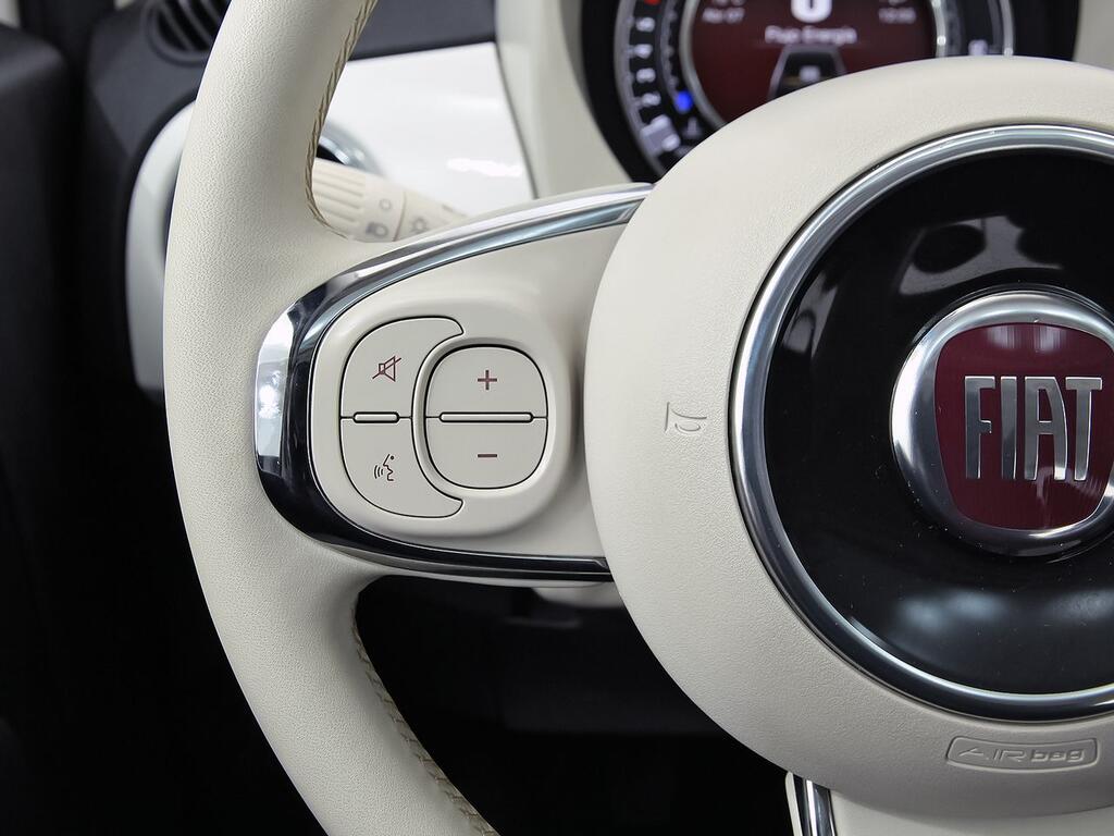 Fiat 500 Dolcevita 1.0 Hybrid 51KW (70 CV) 15