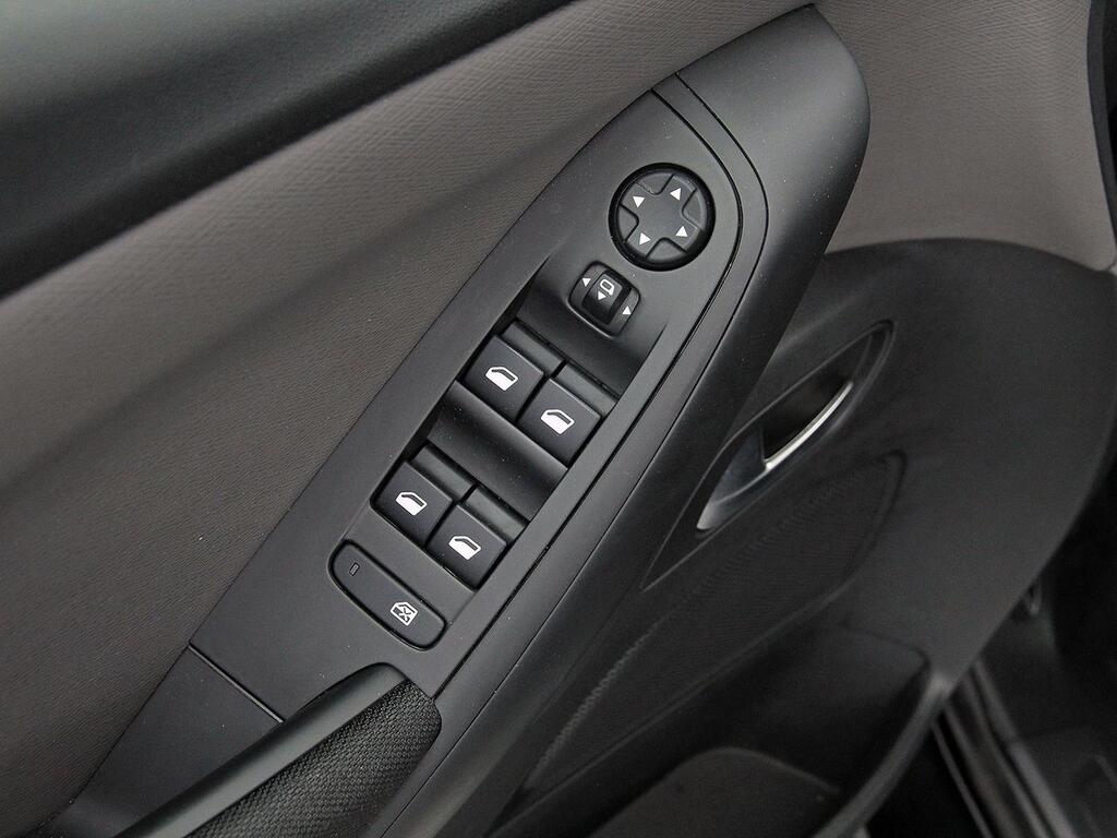 Citroën Grand C4 Spacetourer BlueHDi 96KW (130CV) EAT8 C-Series 14