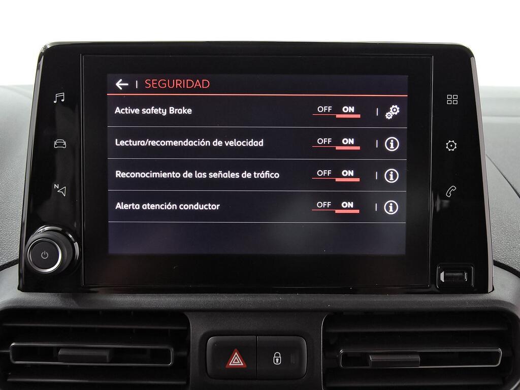 Citroën Berlingo 1.5 BLUEHDI 100 TALLA M SHINE 5P 26