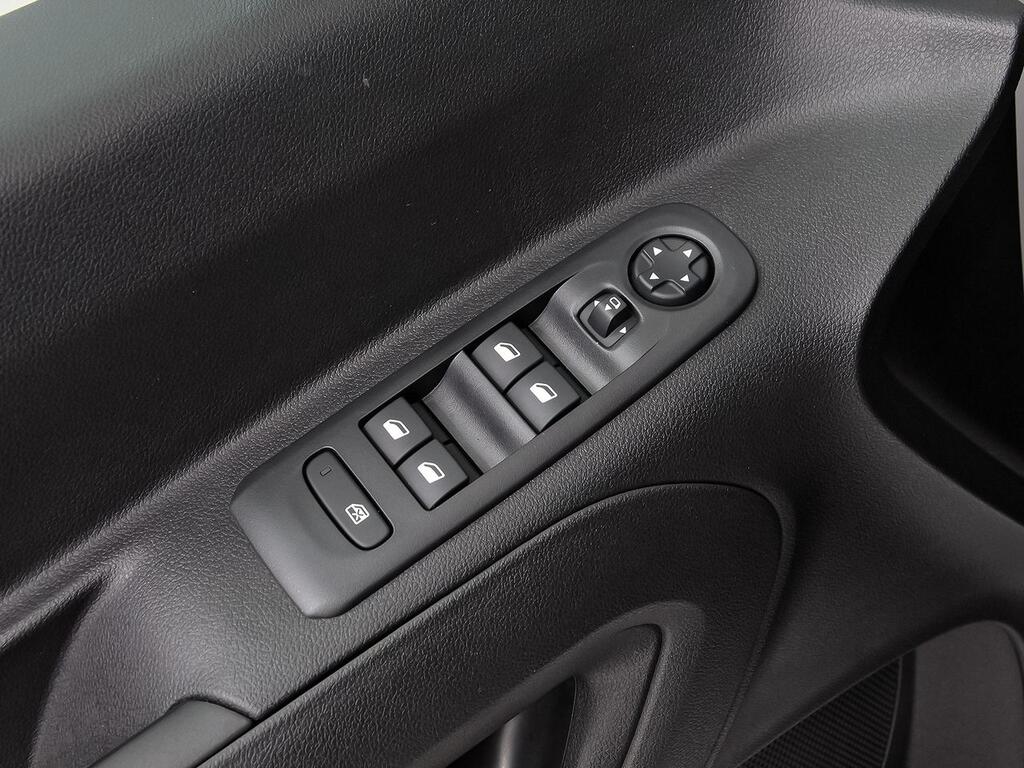 Citroën Berlingo 1.5 BLUEHDI 100 TALLA M SHINE 5P 13