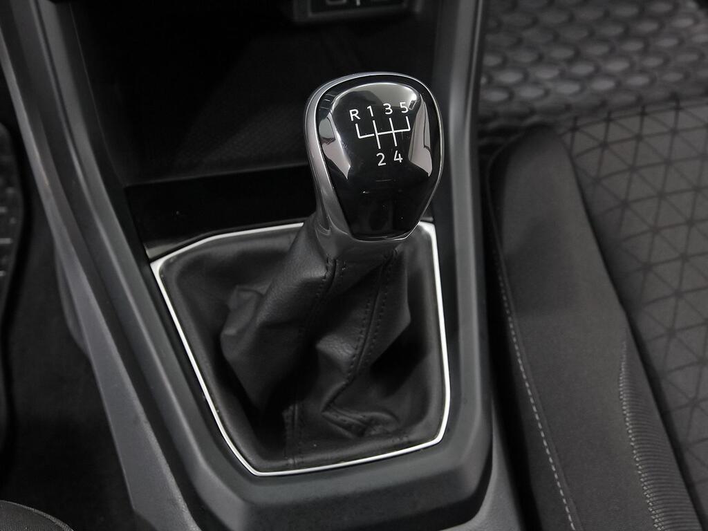 Volkswagen T-Cross Advance 1.0 TSI 70kW (95CV) 27
