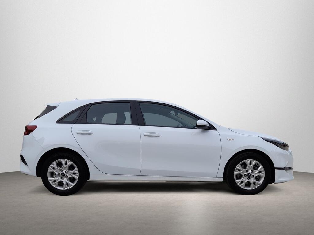 Kia Ceed 1.0 T-GDi 74kW (100CV) Concept 7