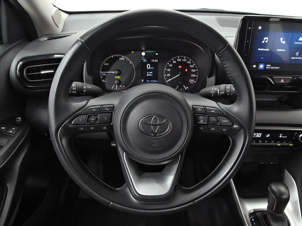 Toyota Yaris 1.5 120H Active Plus 19