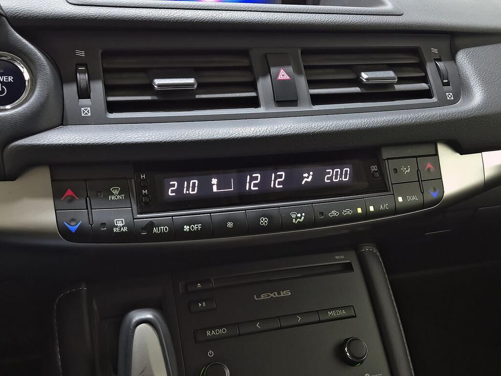 Lexus CT 1.8 200h Business 24