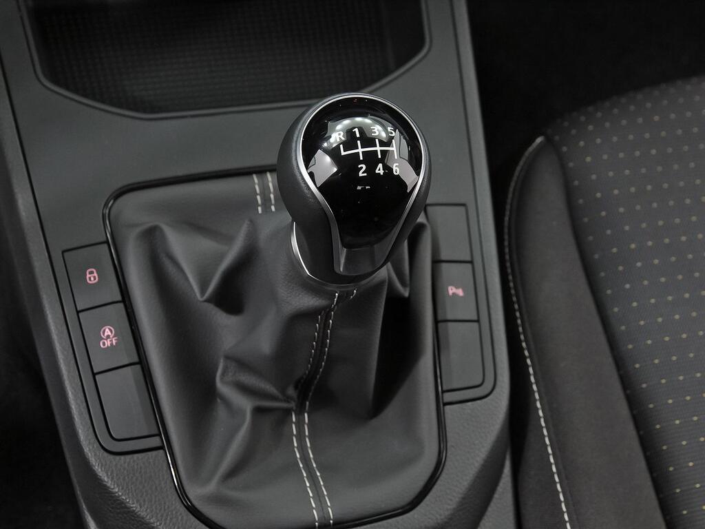 Seat Ibiza 1.0 MPI 59kW (80CV) Style XM 27
