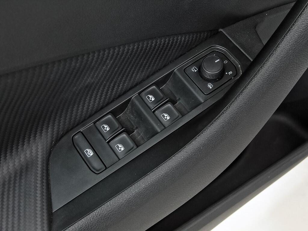 Skoda Kamiq 1.0 TSI 85kW (115CV) DSG MONTE CARLO 10