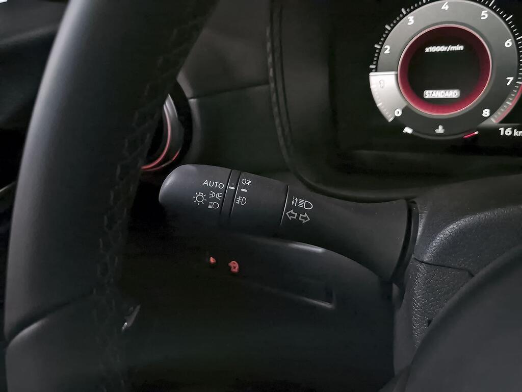 Nissan Juke DIG-T 84 kW (114 CV) 6M/T Ikon Edition 16