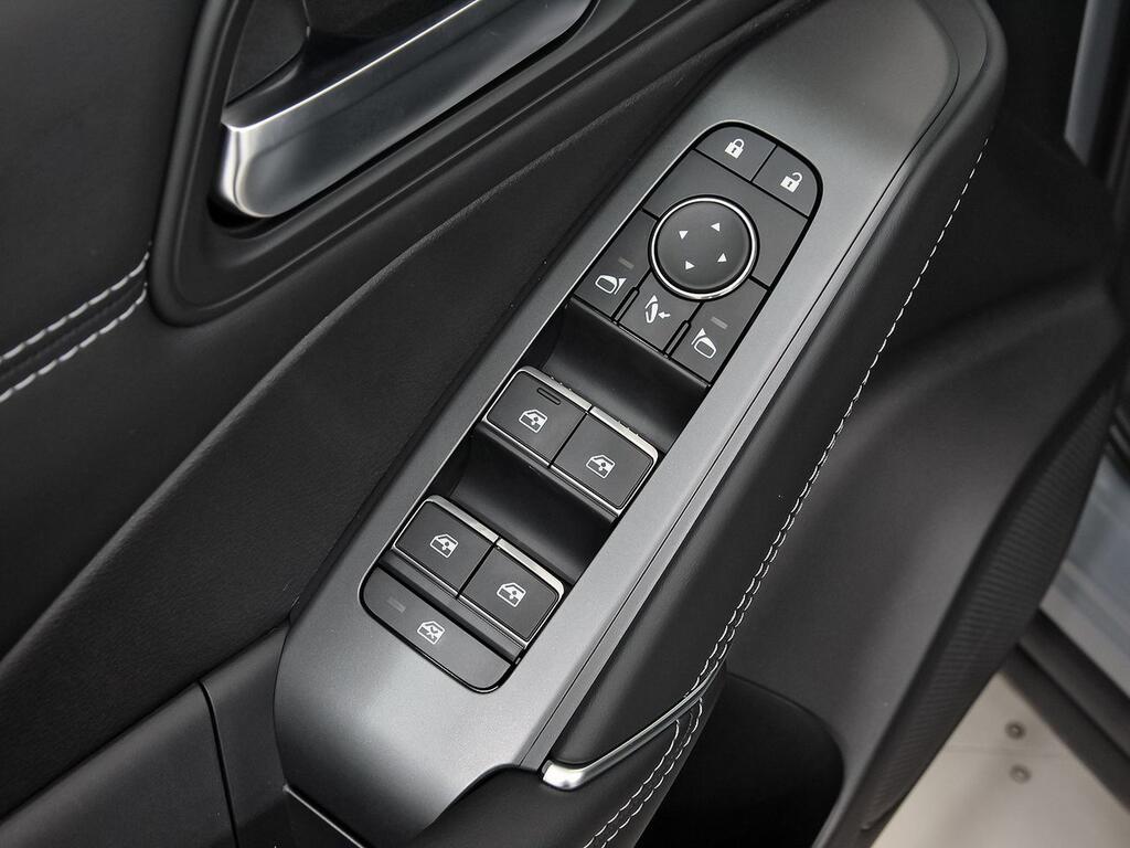 Nissan Qashqai DIG-T 116kW CVT N-Connecta 12
