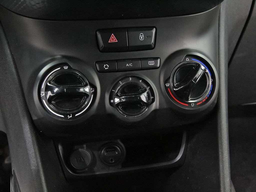 Peugeot 2008 Style 1.2L PureTech 81KW (110CV)S&S EAT6 27