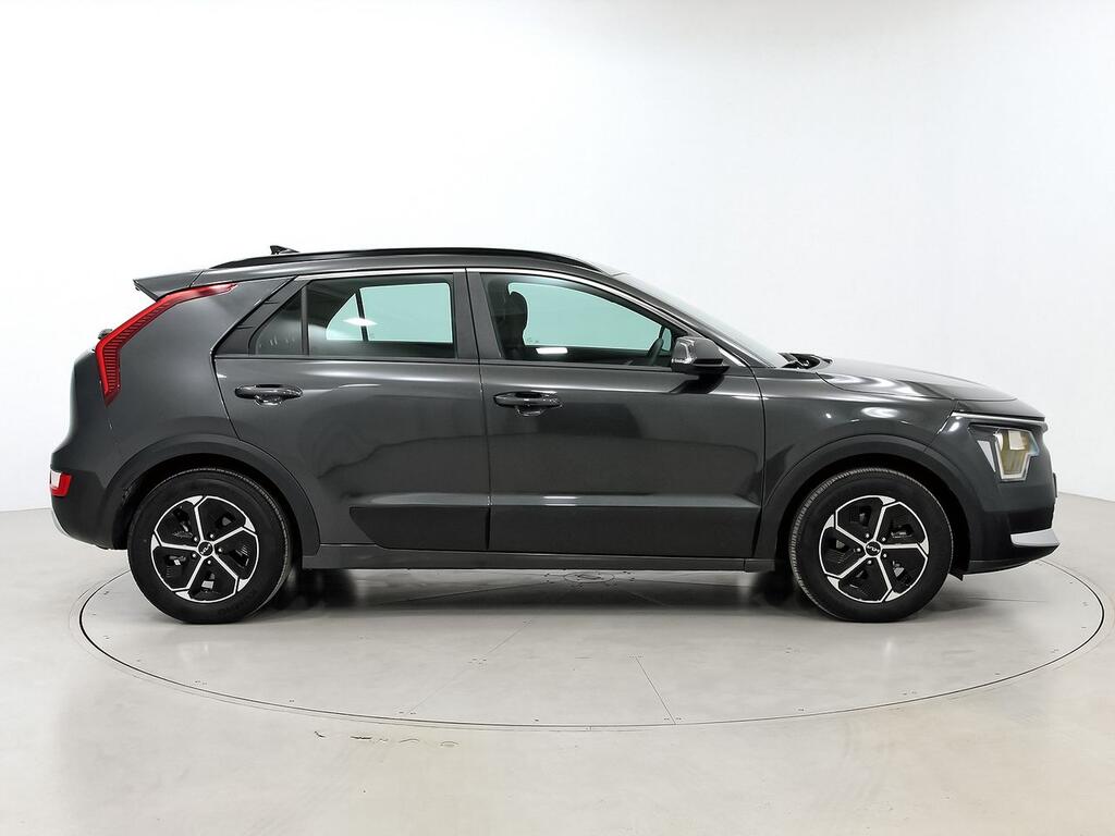 Kia Niro 1.6 GDi PHEV 104kW (141CV) Concept 3